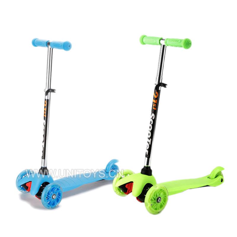 SCOOTER,W/LIGHT